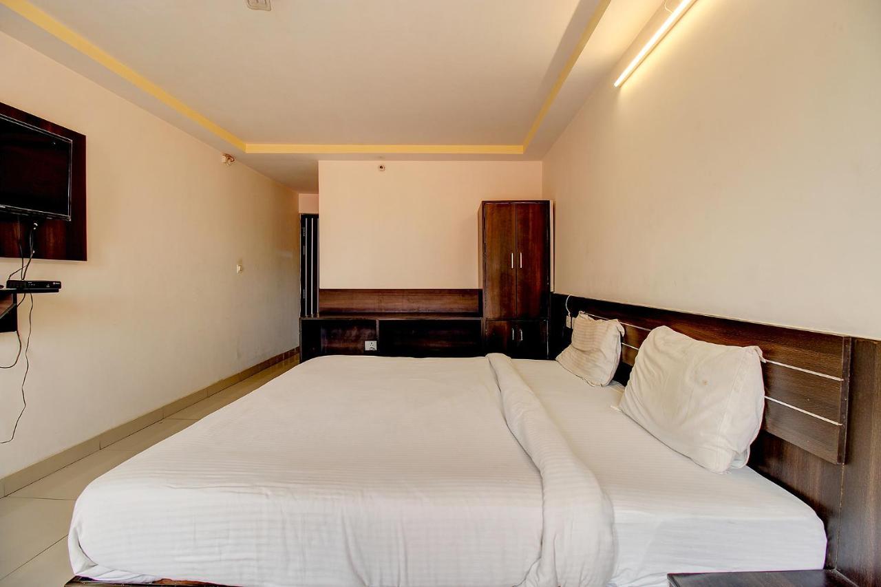 Fabhotel Ps Grand Lucknow Eksteriør billede
